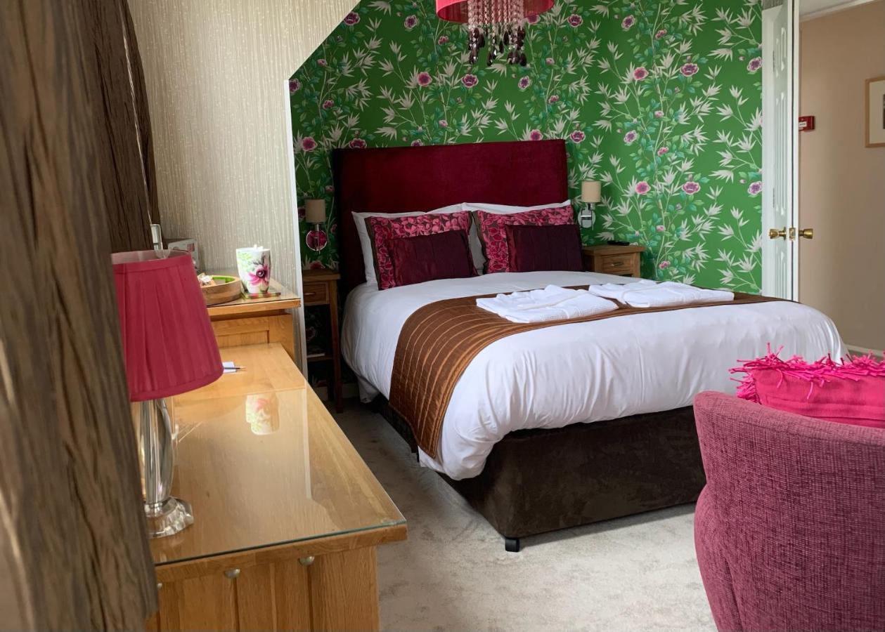 Ramsey House - Luxury Licensed B&B - Parking And Guest Lounge St Davids Eksteriør billede