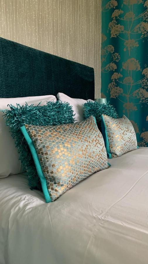 Ramsey House - Luxury Licensed B&B - Parking And Guest Lounge St Davids Eksteriør billede